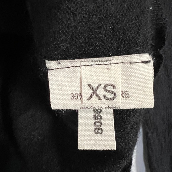 L'agence Black Cashmere Wooln Pullover Sweater Size XS Blue Gray Chevron Stripes - Picture 11 of 12